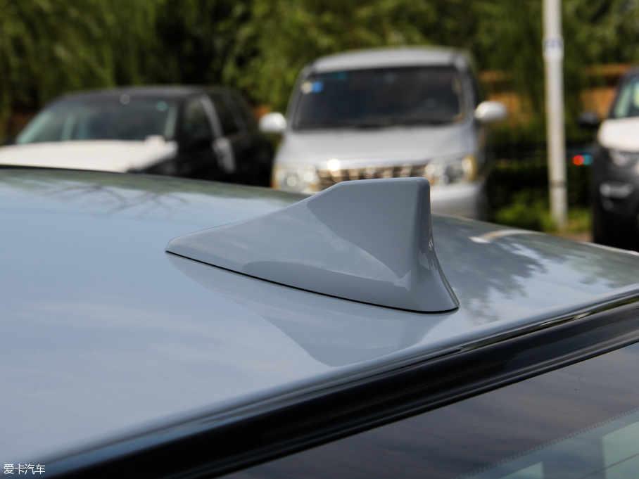 2015ݱXE 2.0T 200PS R-SPORT