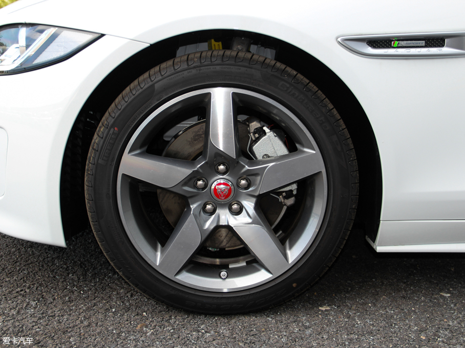 2015ݱXE 2.0T 200PS R-SPORT