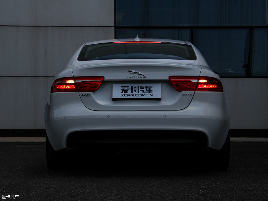 2015ݱXE 2.0T 200PS R-SPORT