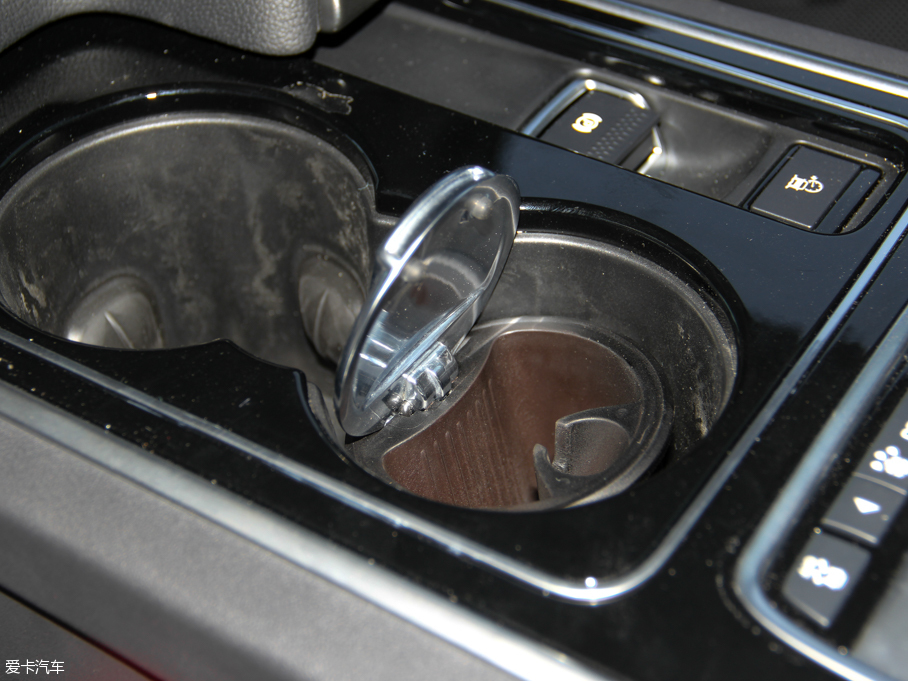 2015ݱXE 2.0T 200PS R-SPORT