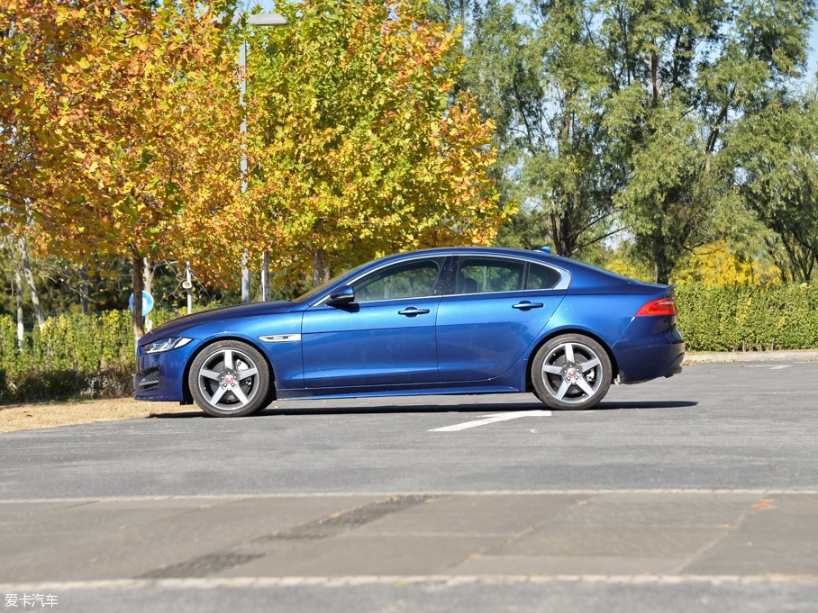 2015ݱXE 2.0T 200PS R-SPORT