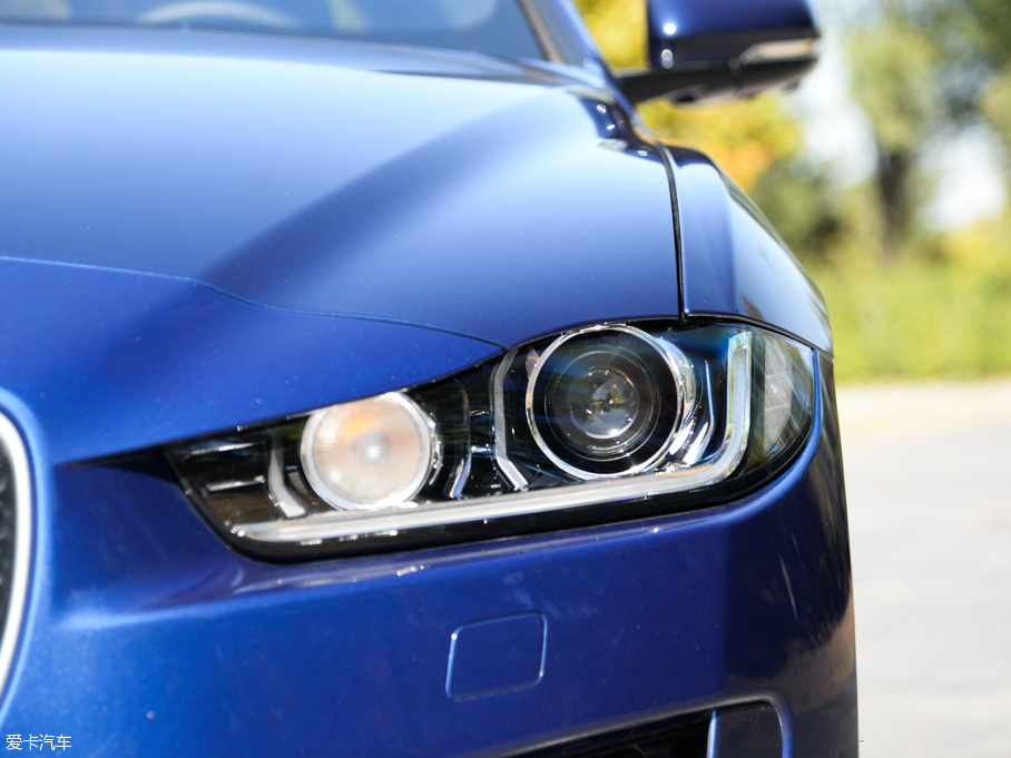 2015ݱXE 2.0T 200PS R-SPORT