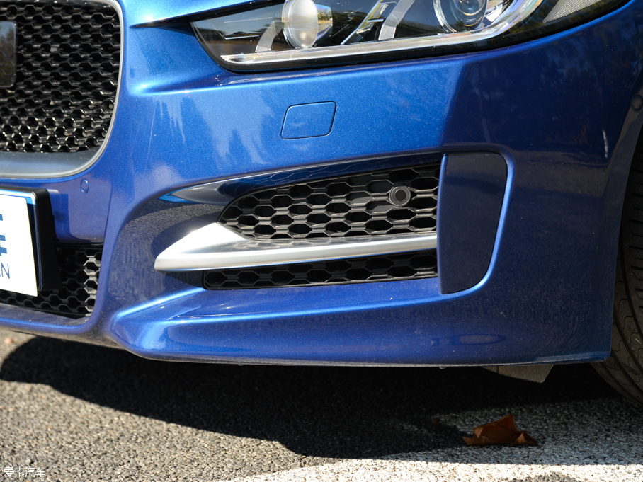 2015ݱXE 2.0T 200PS R-SPORT