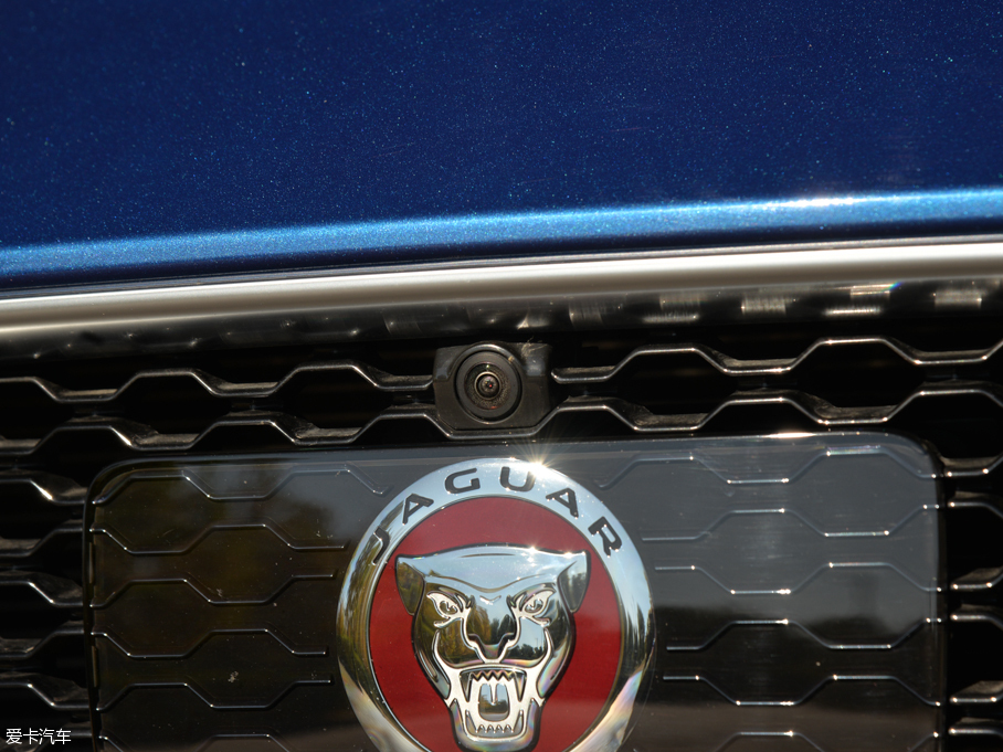 2015ݱXE 2.0T 200PS R-SPORT