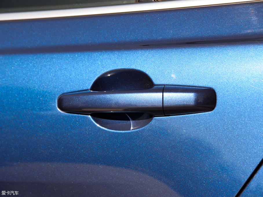 2015ݱXE 2.0T 200PS R-SPORT