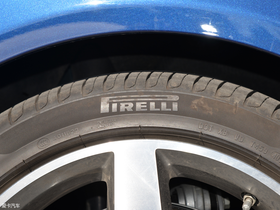 2015ݱXE 2.0T 200PS R-SPORT