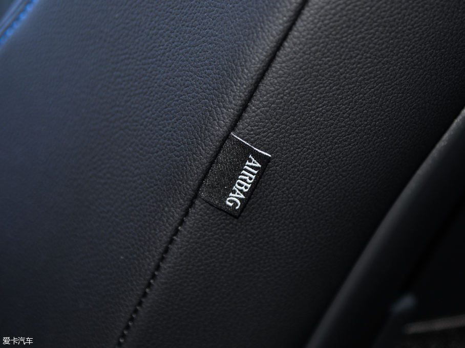 2015ݱXE 2.0T 200PS R-SPORT