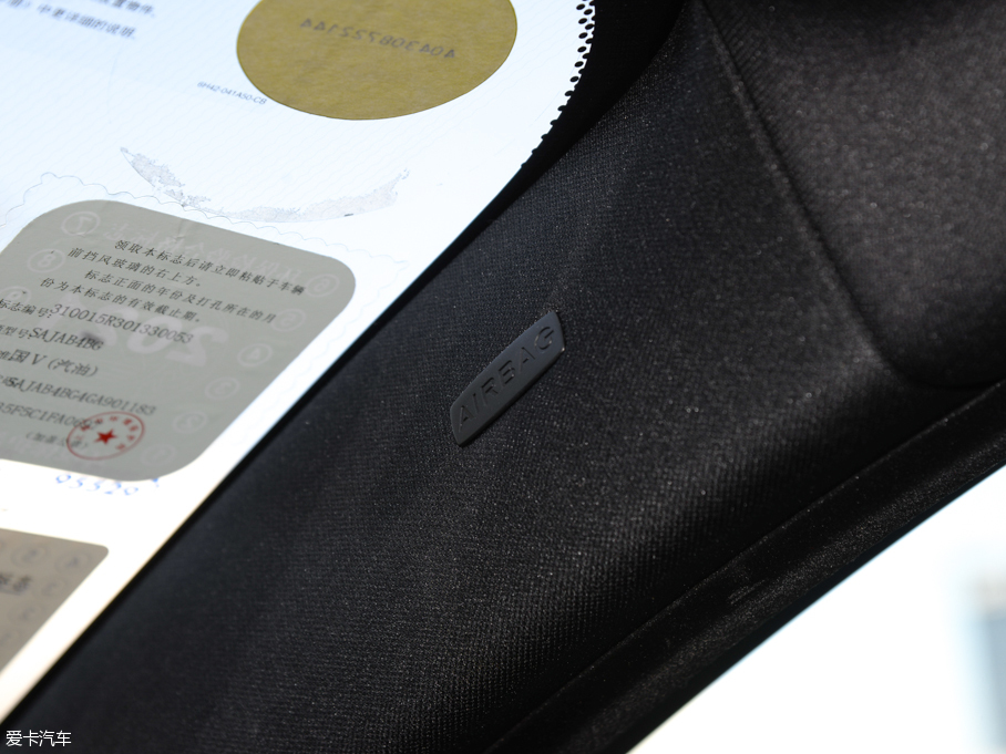 2015ݱXE 2.0T 200PS R-SPORT