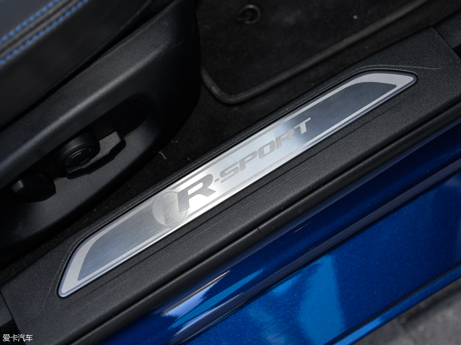 2015ݱXE 2.0T 200PS R-SPORT