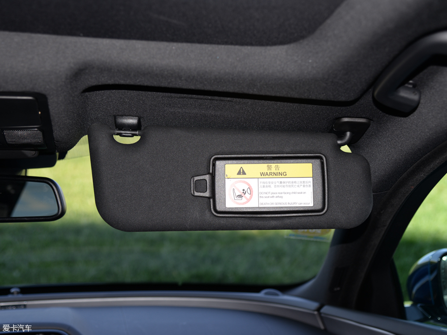 2015ݱXE 2.0T 200PS R-SPORT