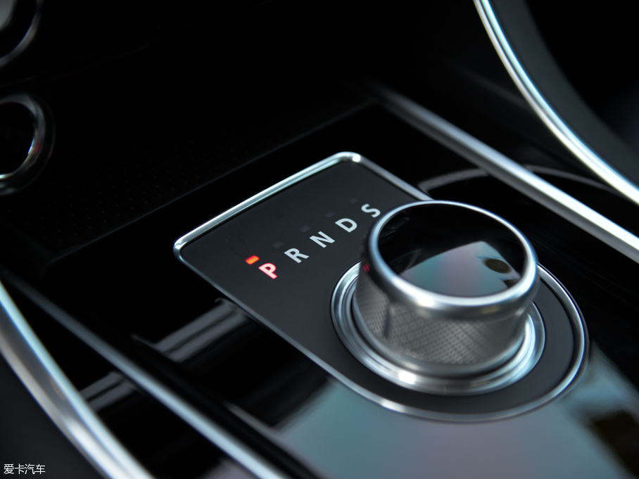 2015ݱXE 2.0T 200PS R-SPORT