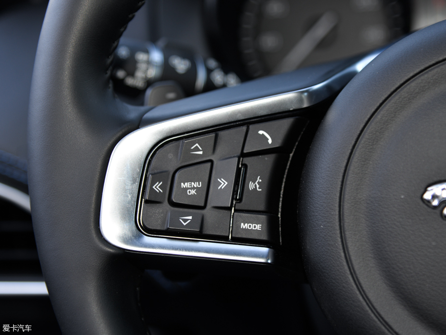 2015ݱXE 2.0T 200PS R-SPORT