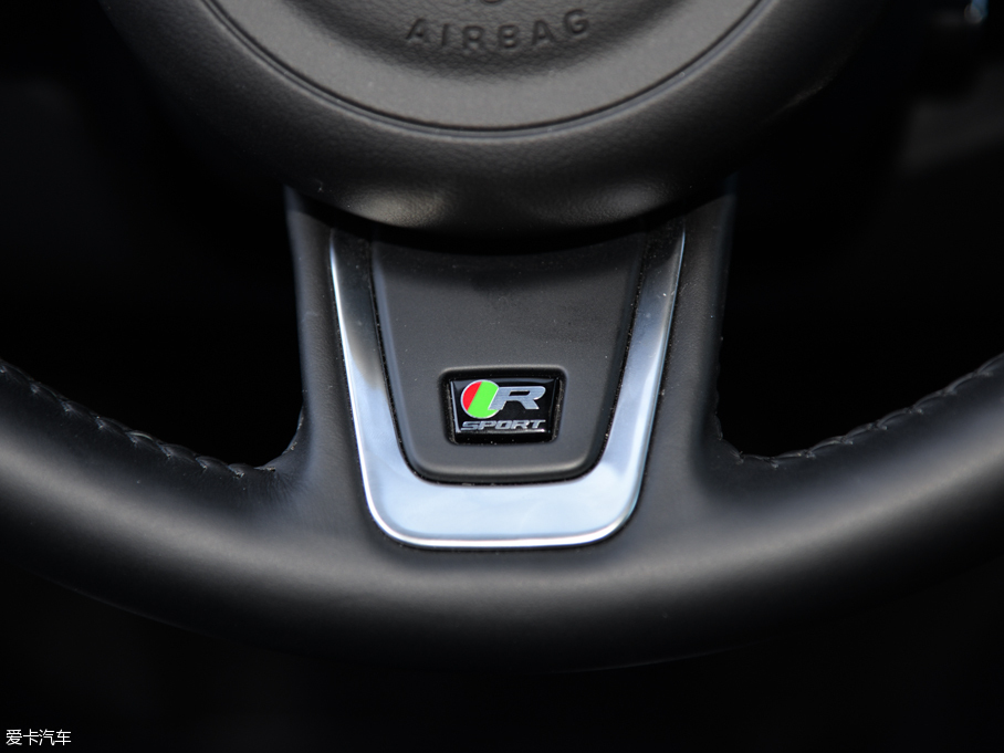 2015ݱXE 2.0T 200PS R-SPORT