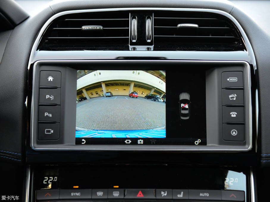 2015ݱXE 2.0T 200PS R-SPORT