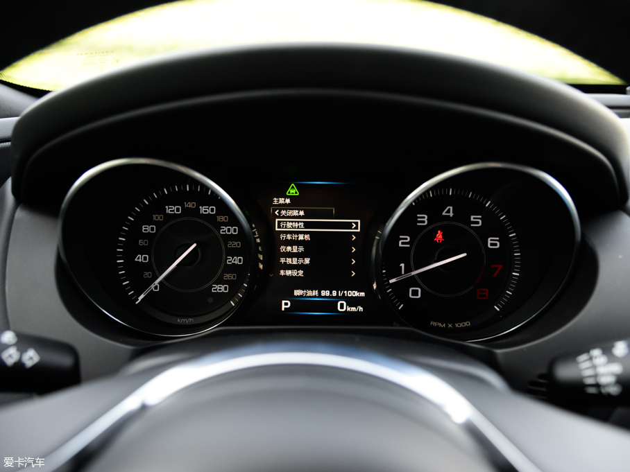 2015ݱXE 2.0T 200PS R-SPORT