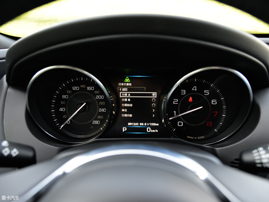 2015ݱXE 2.0T 200PS R-SPORT