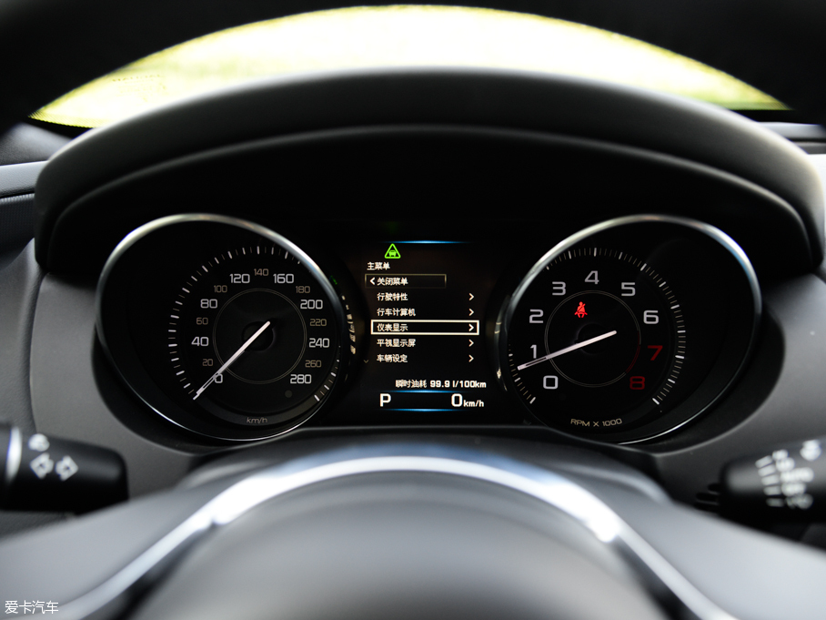 2015ݱXE 2.0T 200PS R-SPORT