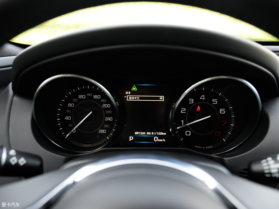 2015ݱXE 2.0T 200PS R-SPORT