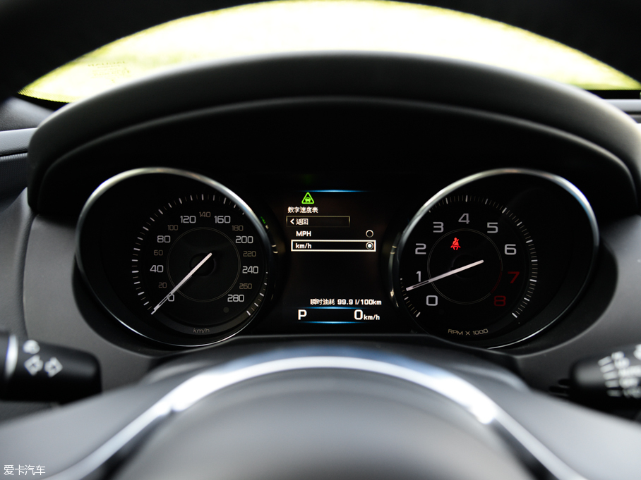 2015ݱXE 2.0T 200PS R-SPORT