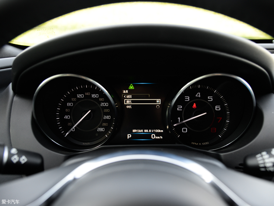 2015ݱXE 2.0T 200PS R-SPORT