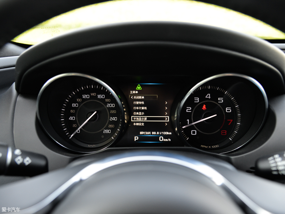 2015ݱXE 2.0T 200PS R-SPORT