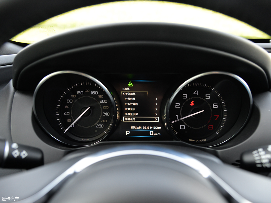 2015ݱXE 2.0T 200PS R-SPORT