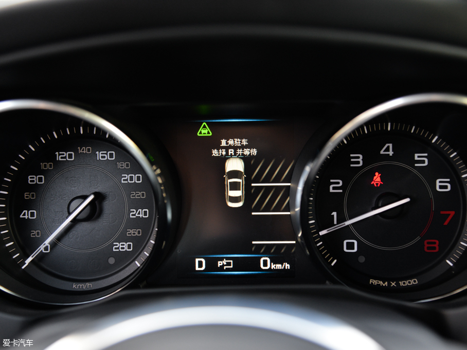 2015ݱXE 2.0T 200PS R-SPORT