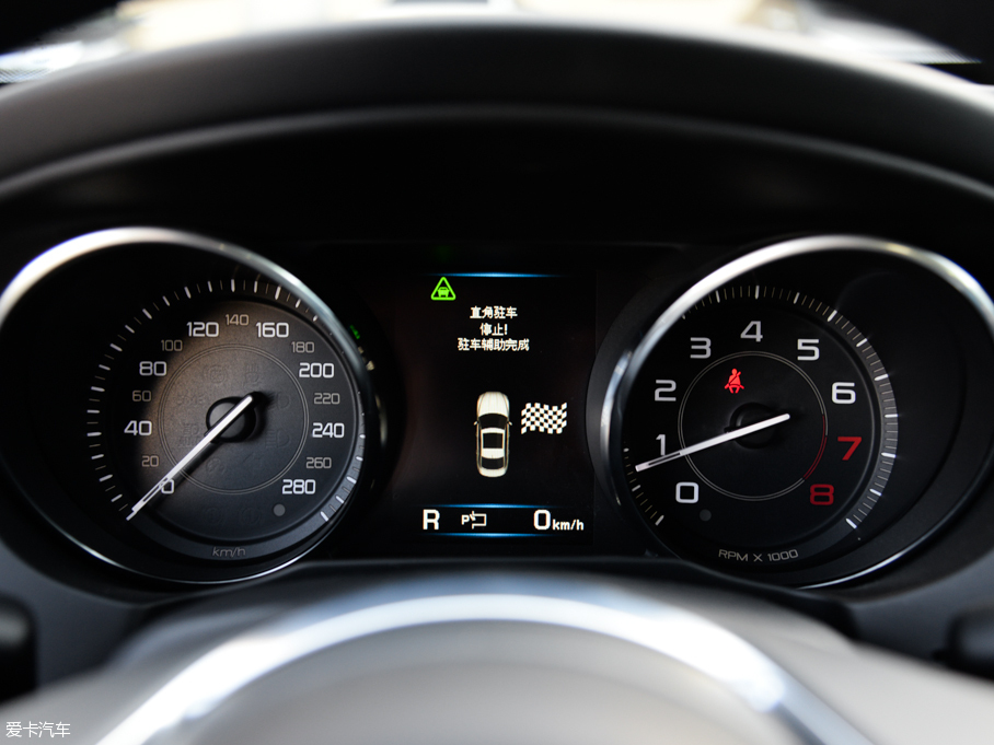 2015ݱXE 2.0T 200PS R-SPORT