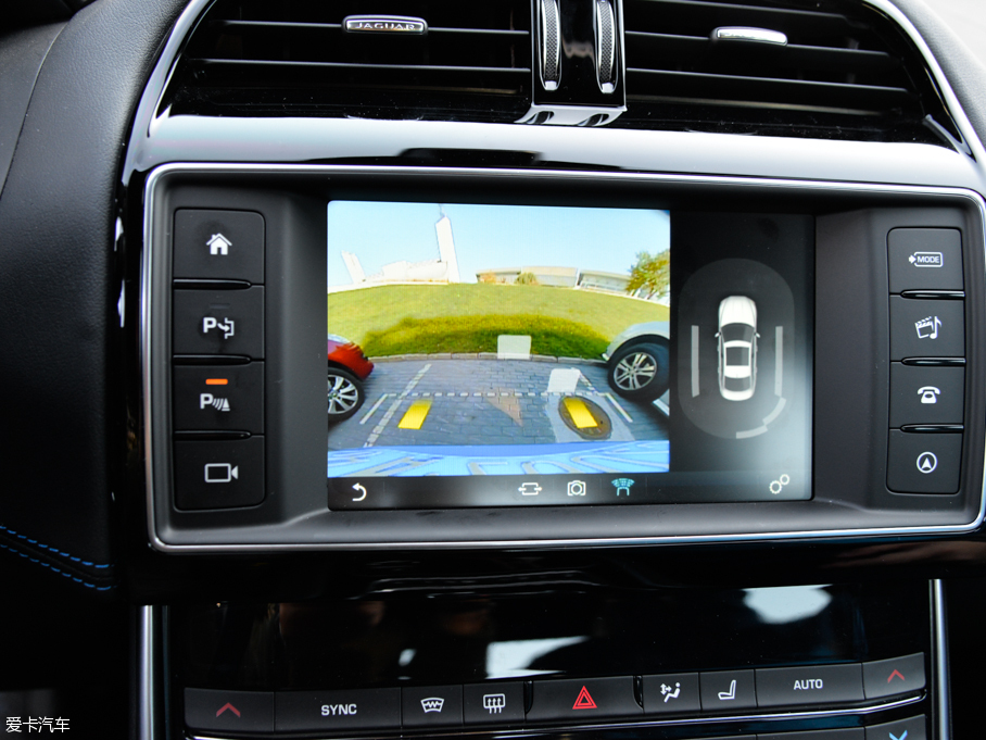 2015ݱXE 2.0T 200PS R-SPORT