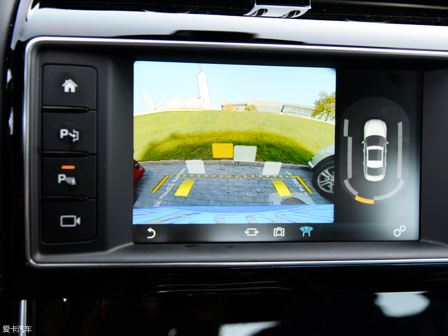 2015ݱXE 2.0T 200PS R-SPORT