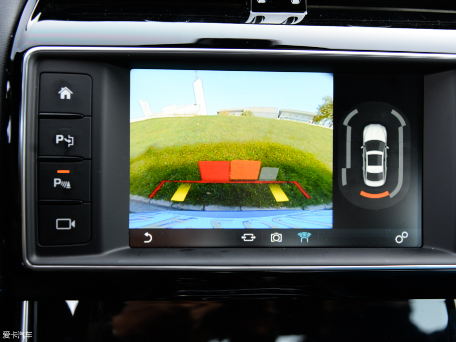 2015ݱXE 2.0T 200PS R-SPORT