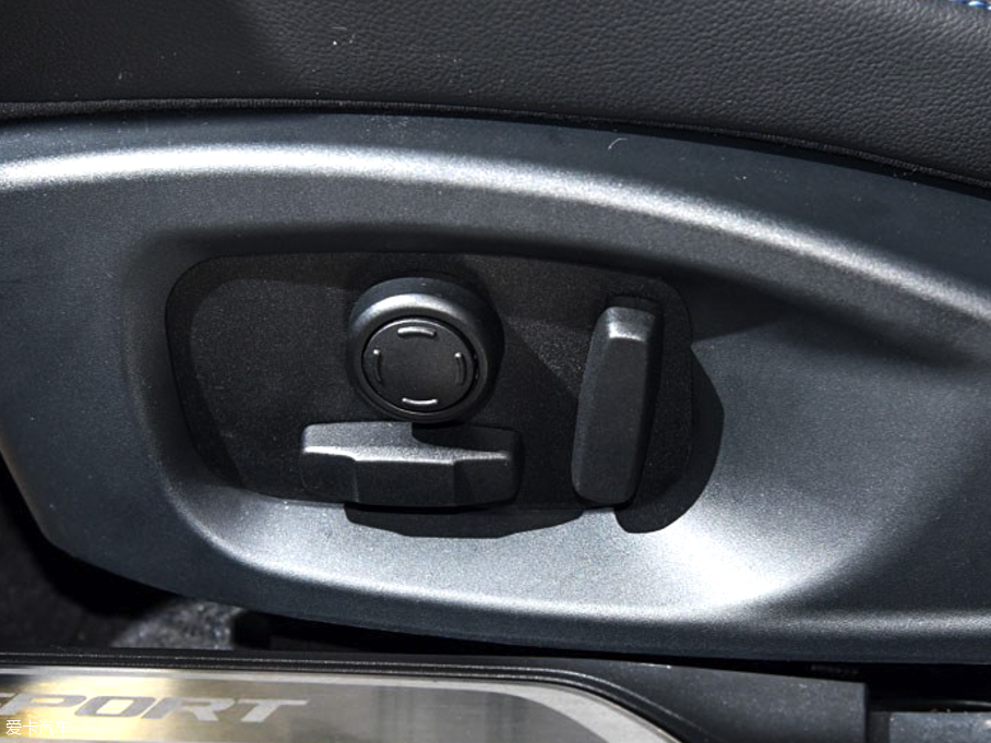 2015ݱXE 2.0T 200PS R-SPORT