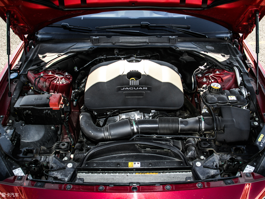 捷豹2015款捷豹XE