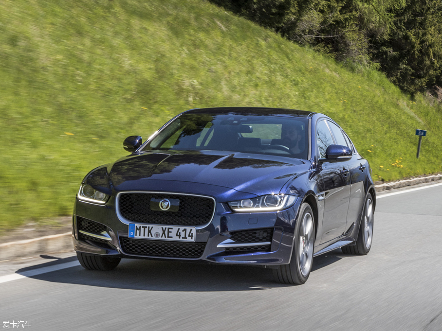 2015ݱXE 2.0T 200PS R-SPORT