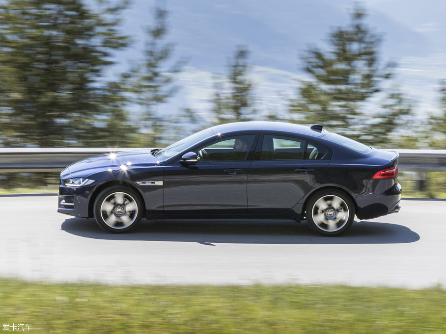 2015ݱXE 2.0T 200PS R-SPORT