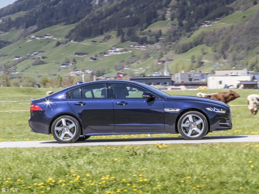 2015ݱXE 2.0T 200PS R-SPORT