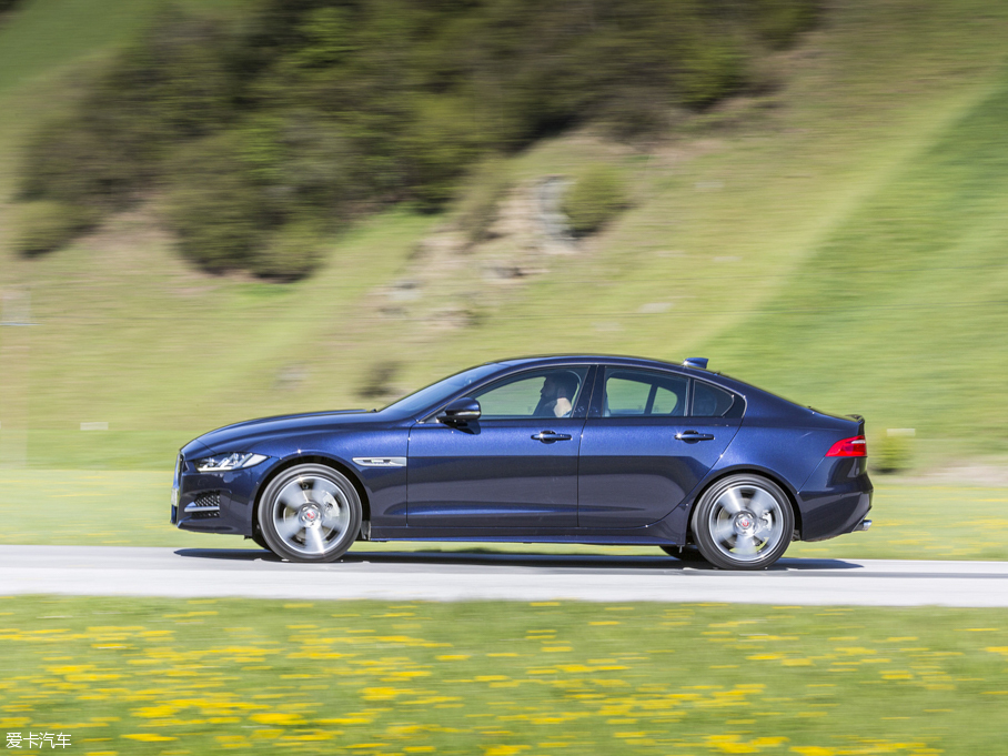 2015ݱXE 2.0T 200PS R-SPORT