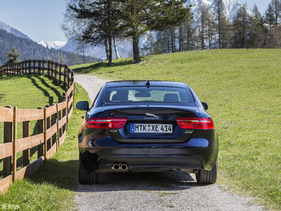 2015ݱXE 2.0T 200PS R-SPORT