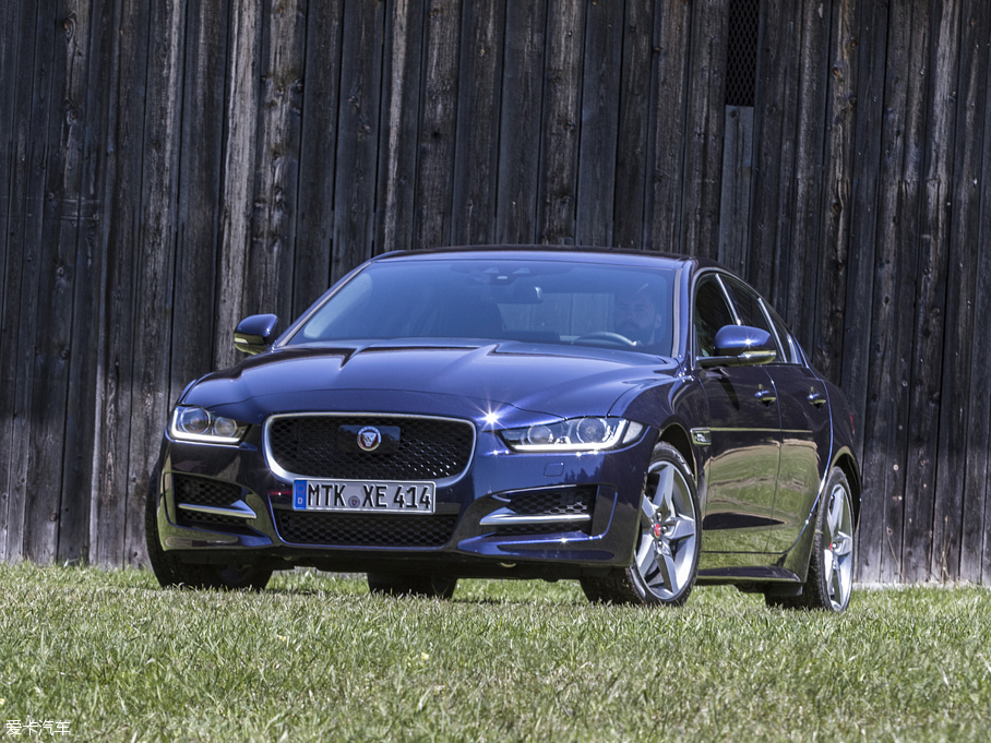 2015ݱXE 2.0T 200PS R-SPORT