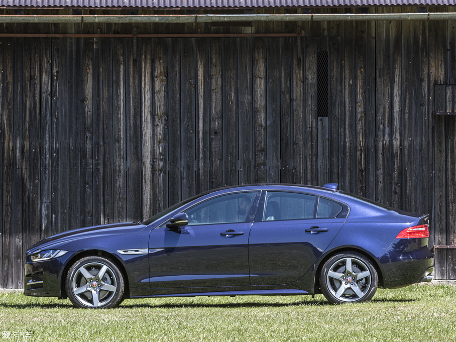 2015ݱXE 2.0T 200PS R-SPORT