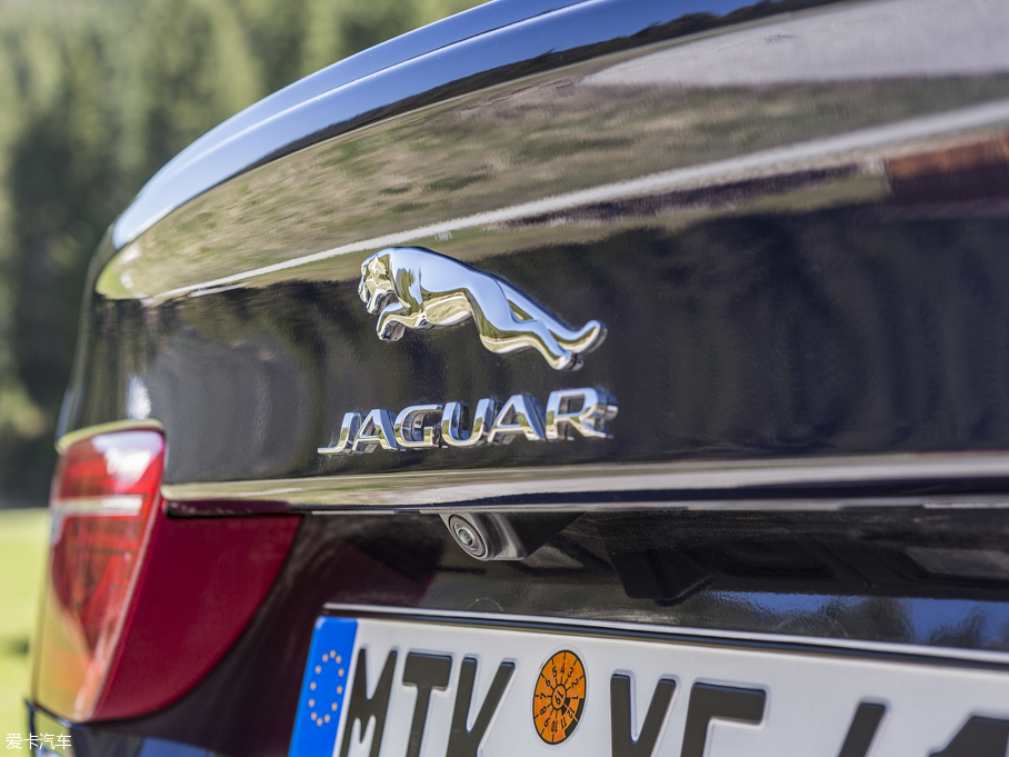 2015ݱXE 2.0T 200PS R-SPORT