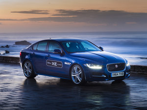 20152.0T 240PS R-SPORT w^