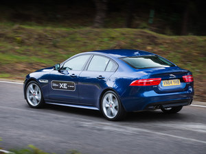 20152.0T 240PS R-SPORT w^