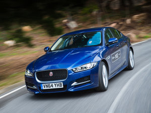 20152.0T 240PS R-SPORT w^