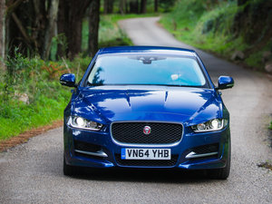 20152.0T 240PS R-SPORT w^