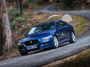 20152.0T 240PS R-SPORT w^