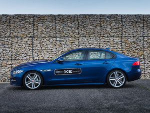 20152.0T 240PS R-SPORT w^