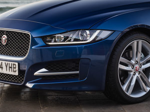 20152.0T 240PS R-SPORT ^