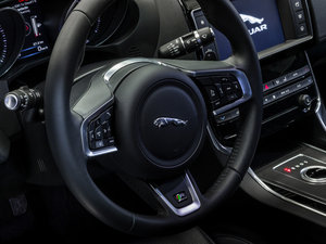 20152.0T 240PS R-SPORT п؅^