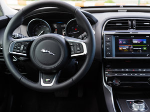 20152.0T 240PS R-SPORT п؅^